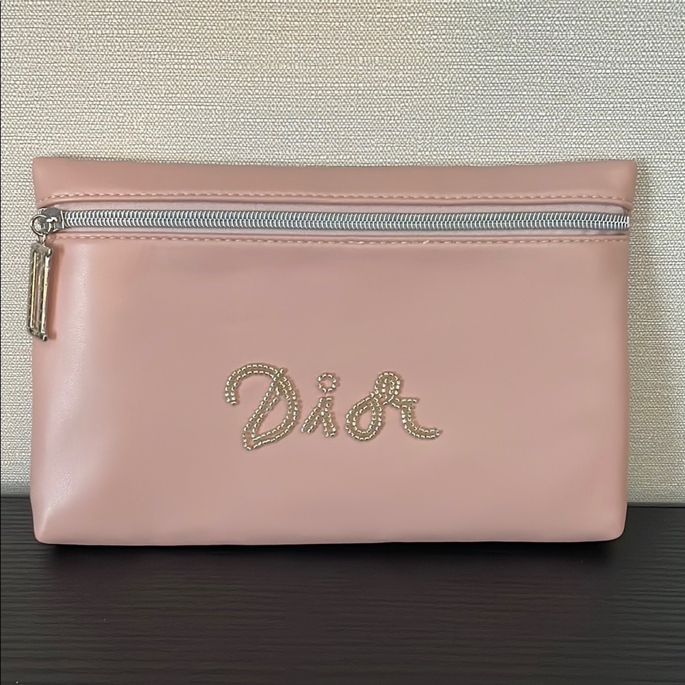 Dior Cosmetic Bag NEW with charm - Picture 1 of 7